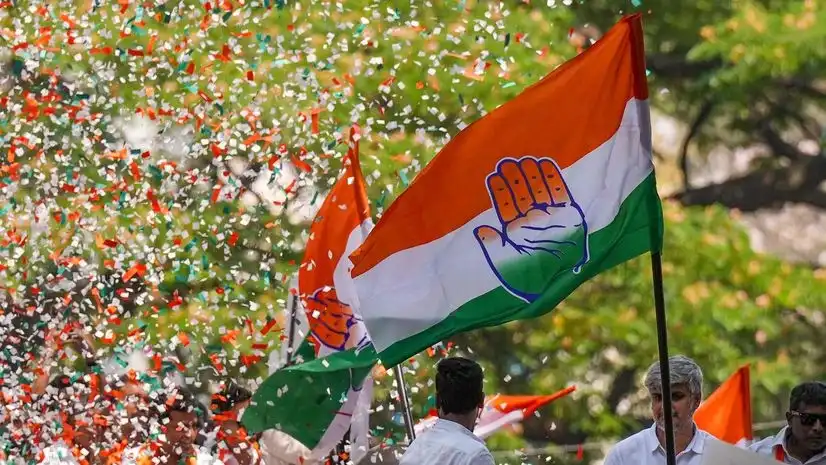 Congress Adopts New System for District Chiefs