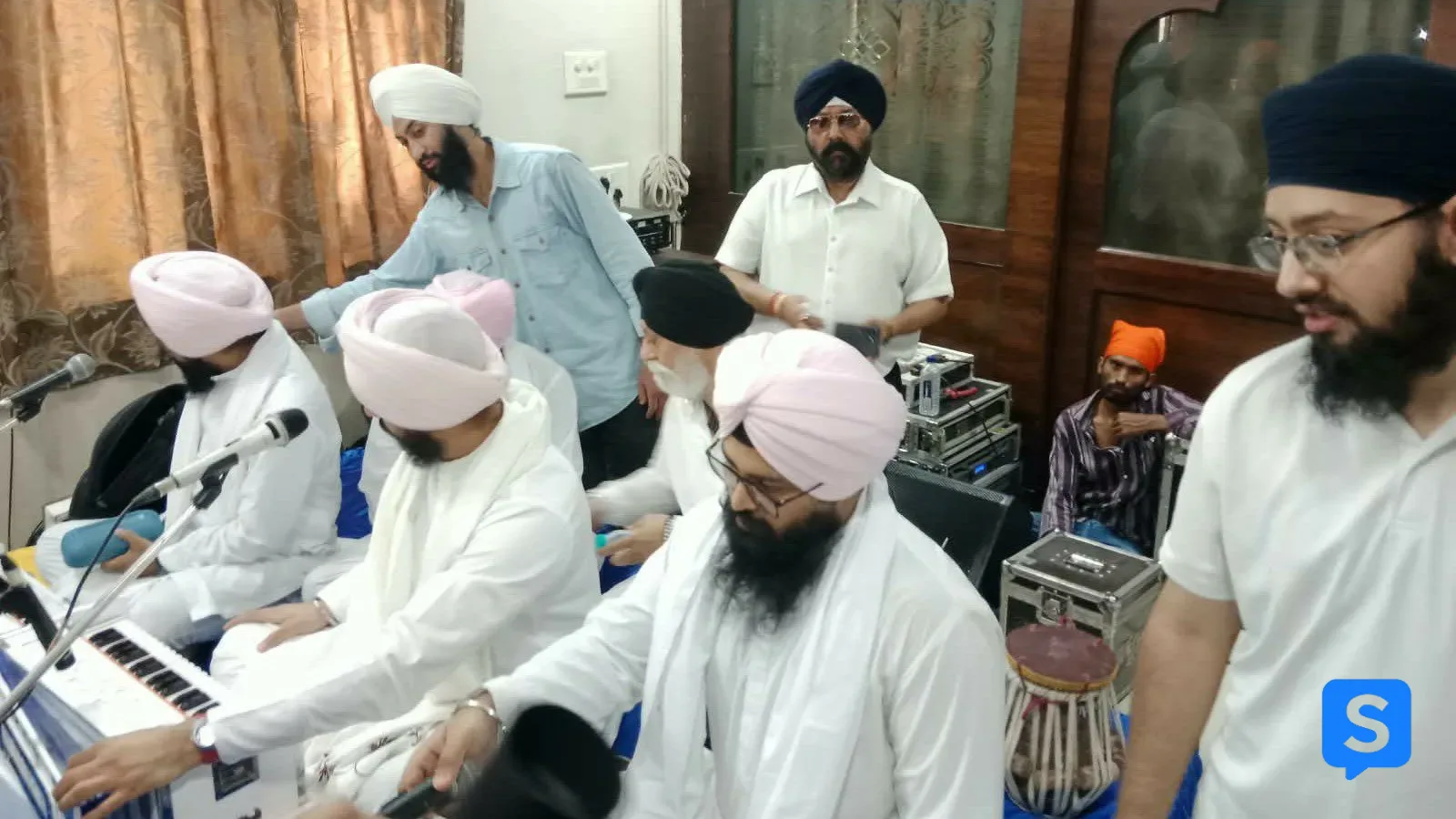 बड़ी खबर: छत्तीसगढ़ सिक्ख फोरम लेडिस विंग द्वारा देवेंद्र नगर गुरुद्वारा में प्रसिद्ध रागी भाई जगजीत सिंह बबीहा ने गुरबाणी कीर्तन से संगत को किया निहाल, ग्रैंड ग्रुप के च