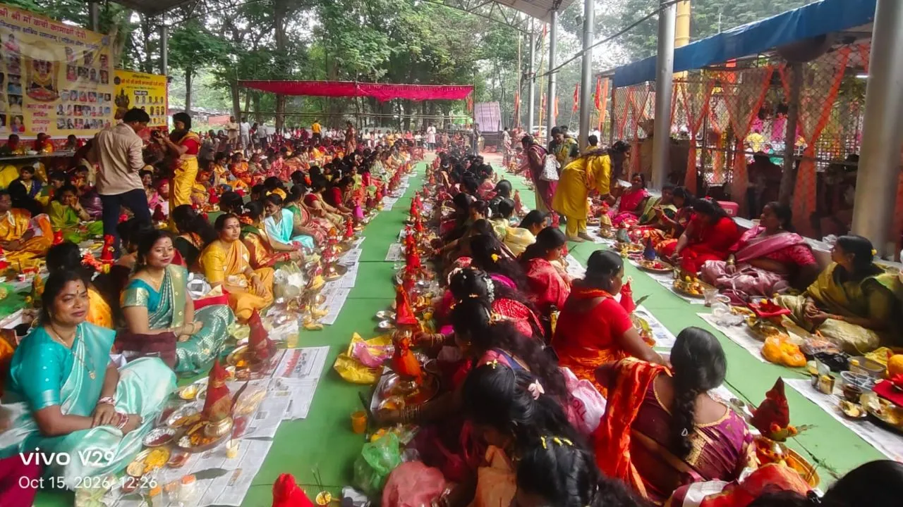 भिलाई के कांची कामाक्षी देवी मंदिर में शारदीय नवरात्रि की धूम, पूर्व विधानसभा अध्यक्ष प्रेम प्रकाश पाण्डेय ने की पूजा-अर्चना