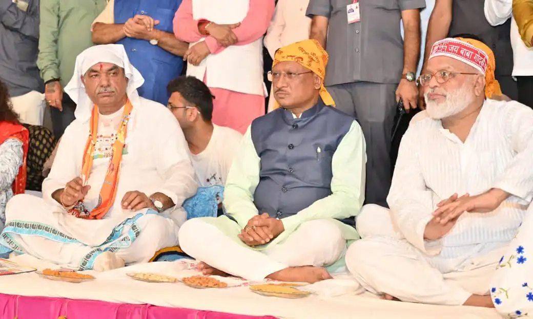 CM Vishnu Dev Sai with Saints