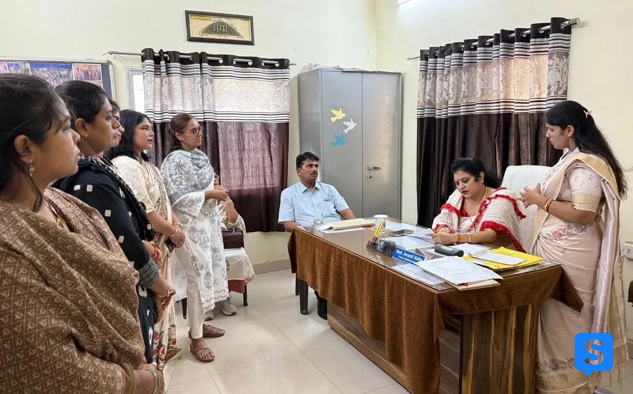 दुर्ग:-सखी वन स्टॉप सेंटर की व्यवस्थाओं का जायजा लेने पहुंचीं महिला आयोग अध्यक्ष डॉ. ममता साहू