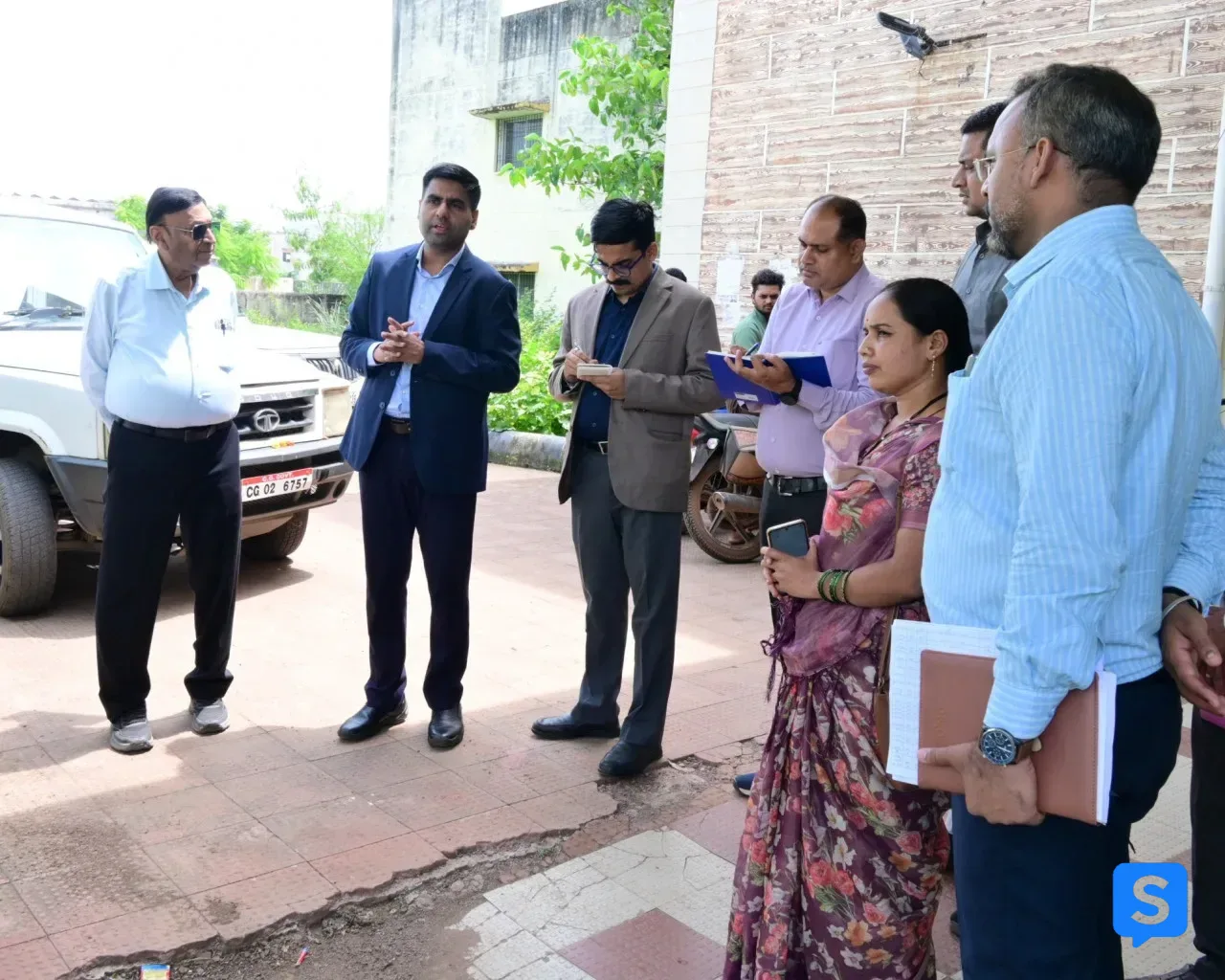राजनांदगांव : कलेक्टर ने सामुदायिक स्वास्थ्य केंद्र सोमनी का किया निरीक्षण